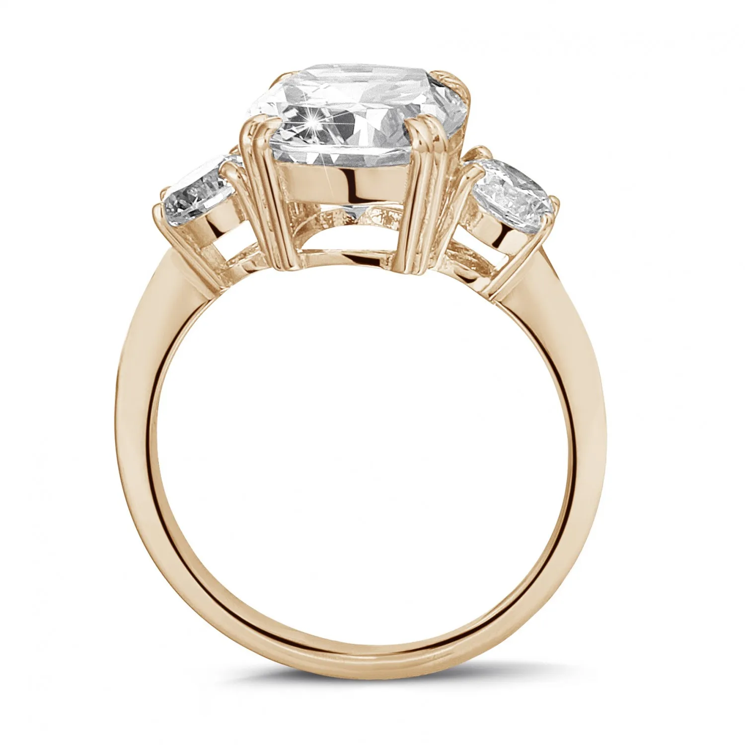 Anillo en oro rojo con un diamante de talla cojín y diamantes redondos 