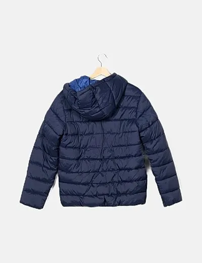 Benetton Plumas azul marino con gorro