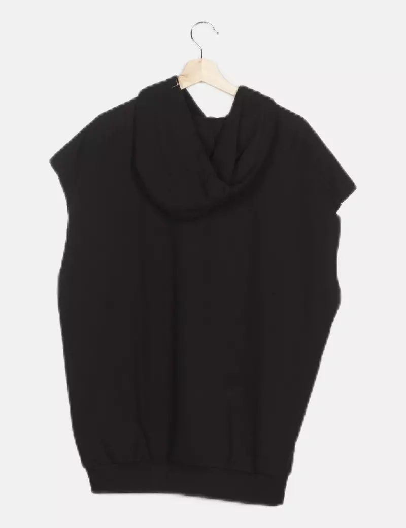 Bershka Sudadera negra estampada con capucha