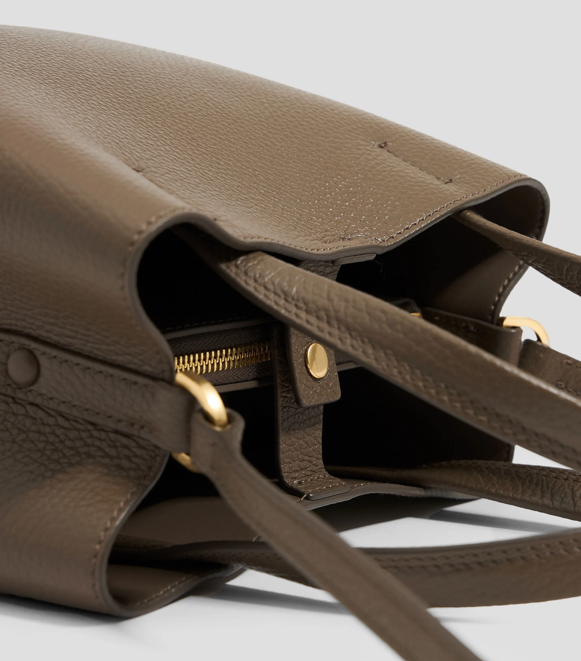 Bimba y Lola Bolso Chihuahua pequeño piel café oscuro Mujer