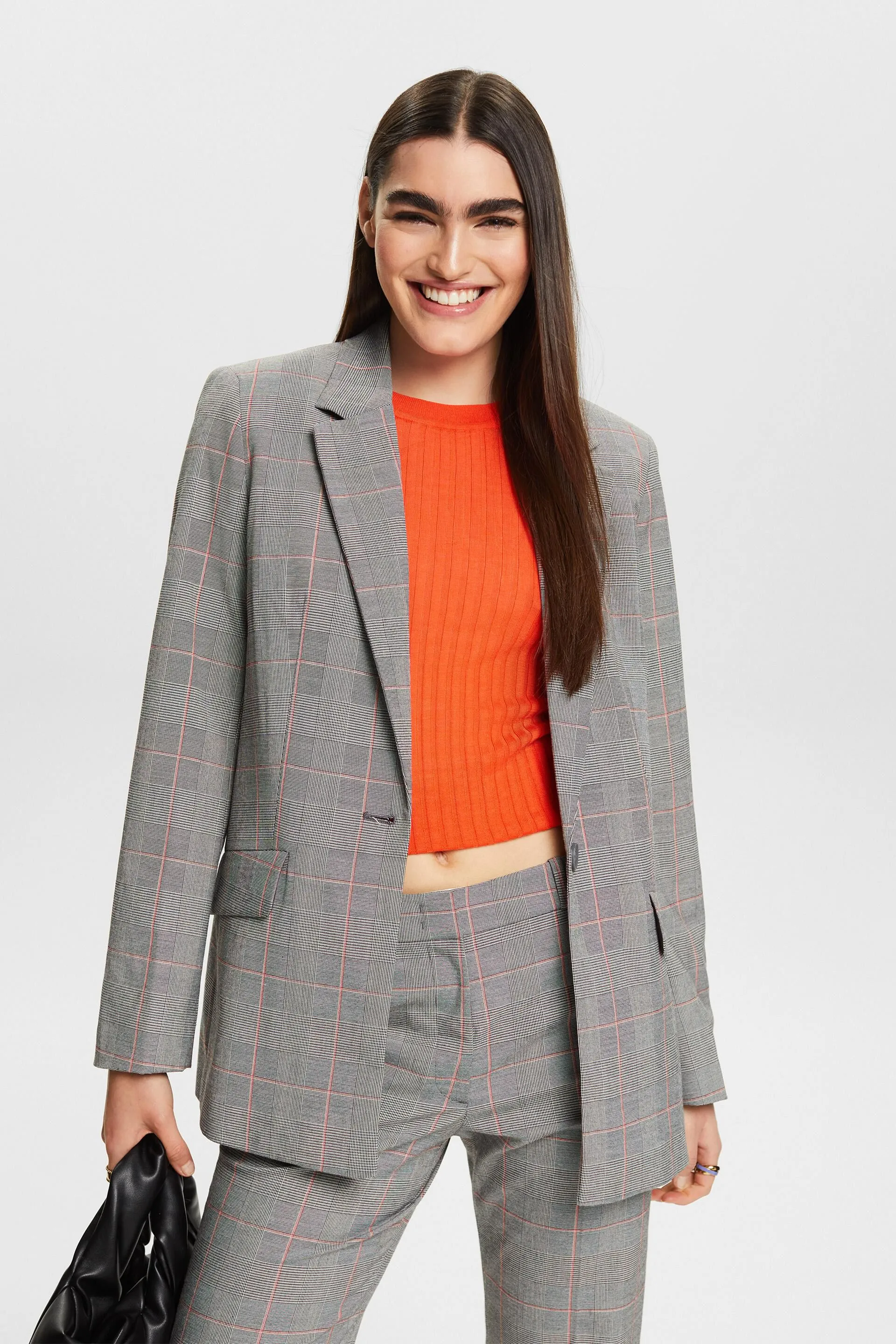 Blazer a cuadros con botonadura sencilla