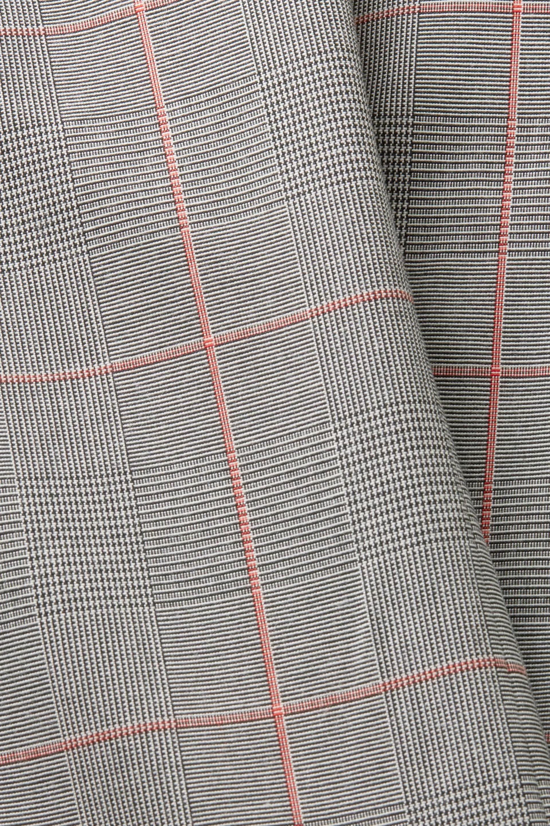 Blazer a cuadros con botonadura sencilla