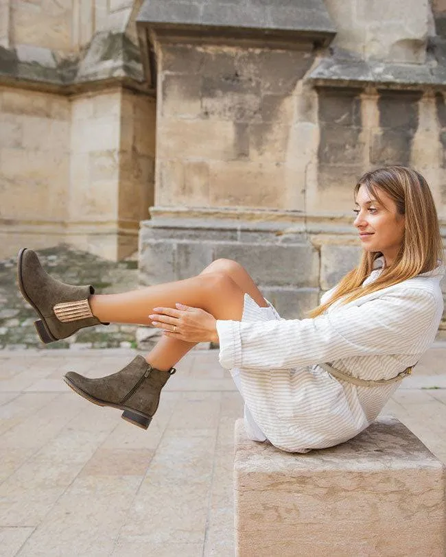 BOTINES DE MUJER ESTILO CHELSEA EN COLOR CAQUI  BLONDIE