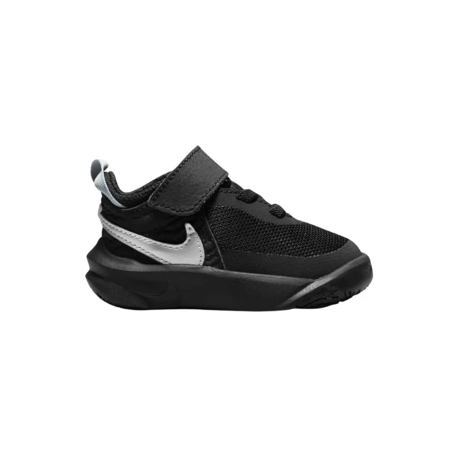  Calzado básquet Nike Team Hustle D 10 (Td)