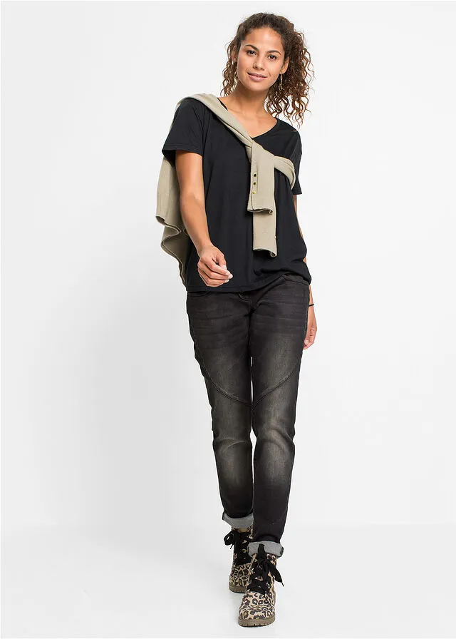 Camisa con escote en V Negro