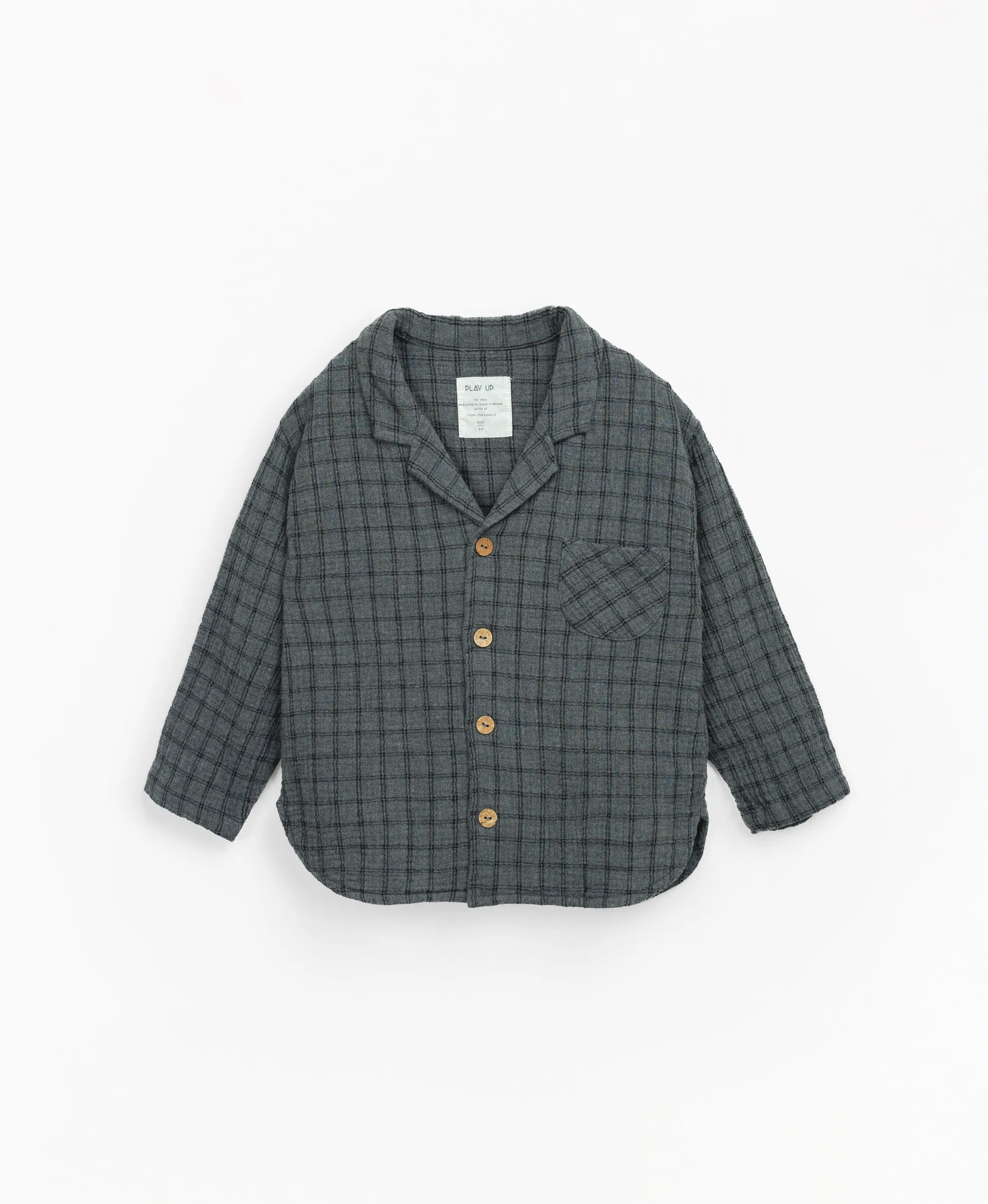 Camisa de tela con abertura de botones de coco | Mother Lúcia