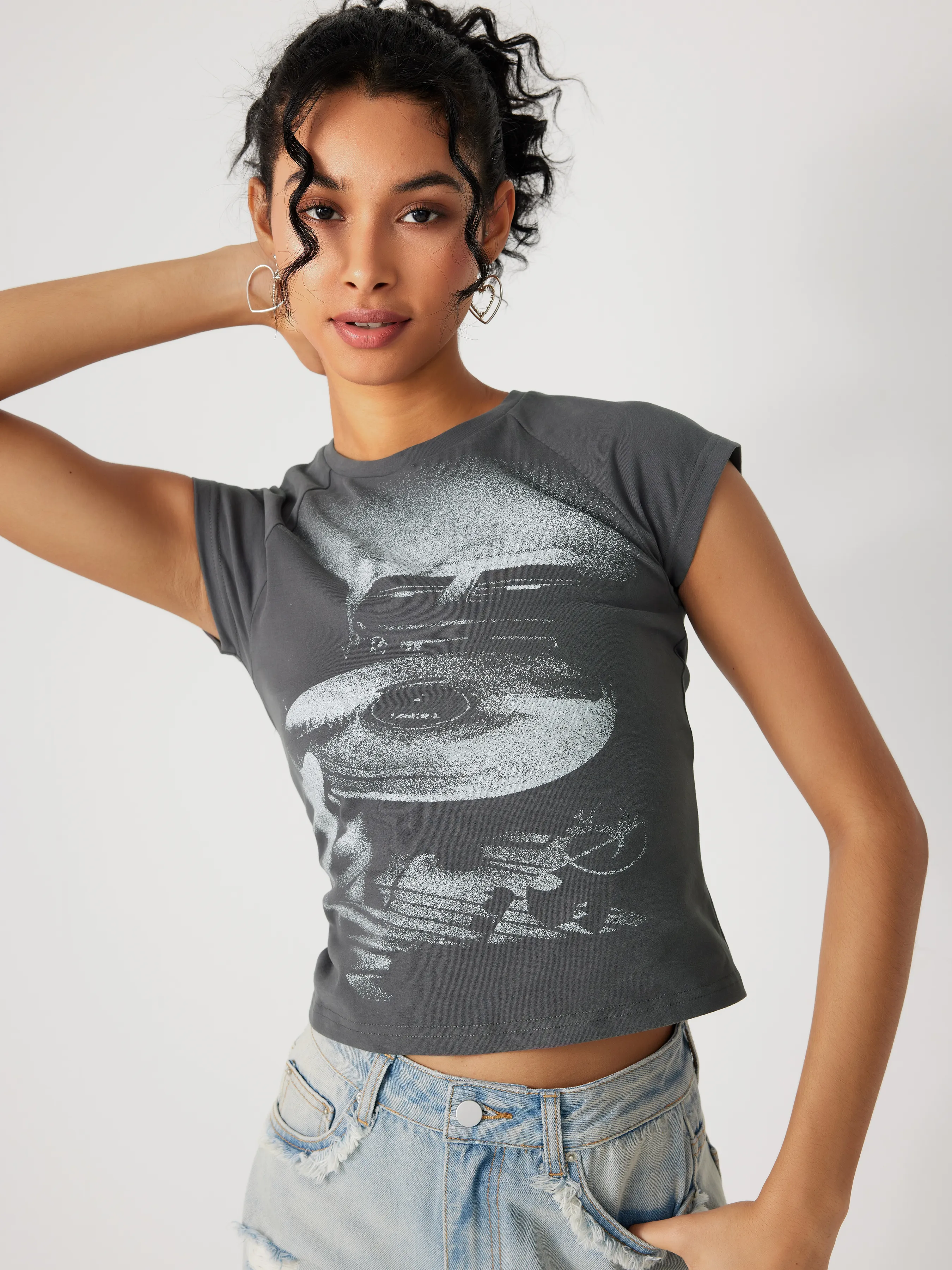 Camiseta de manga corta con gráfico de cuello redondo de jersey