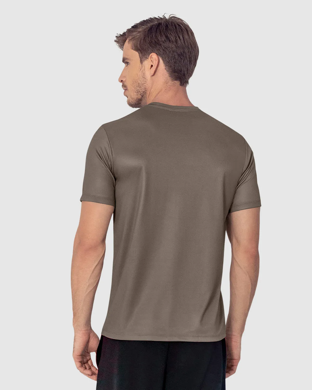 Camiseta deportiva masculina semiajustada de secado rápido