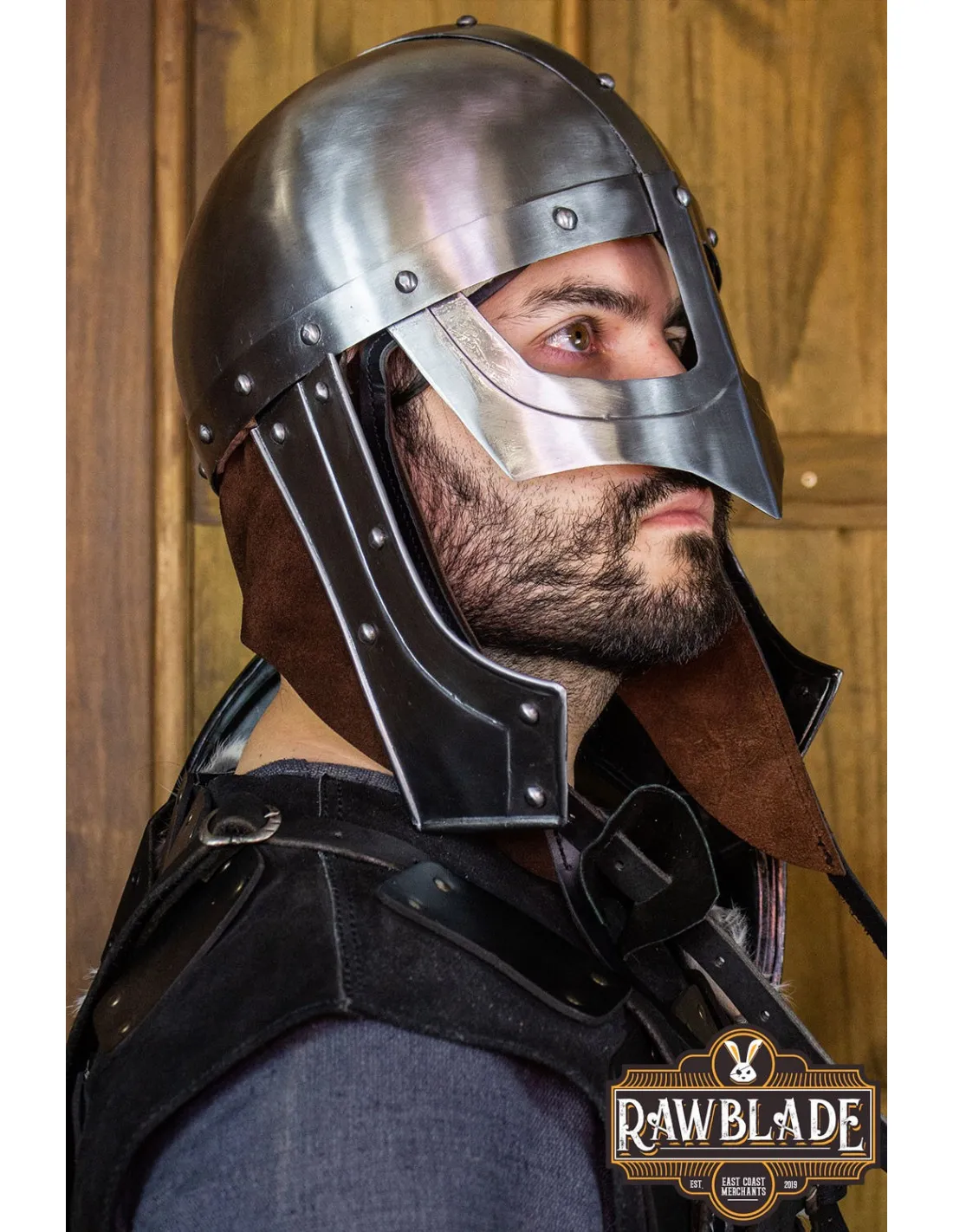 Casco germánico Ulfhild con antifaz