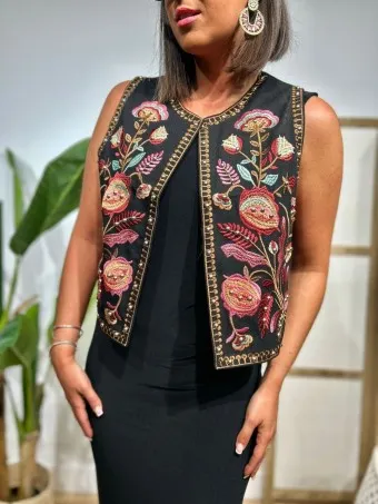 Chaleco Bordado Tachas RONACHY Negro
