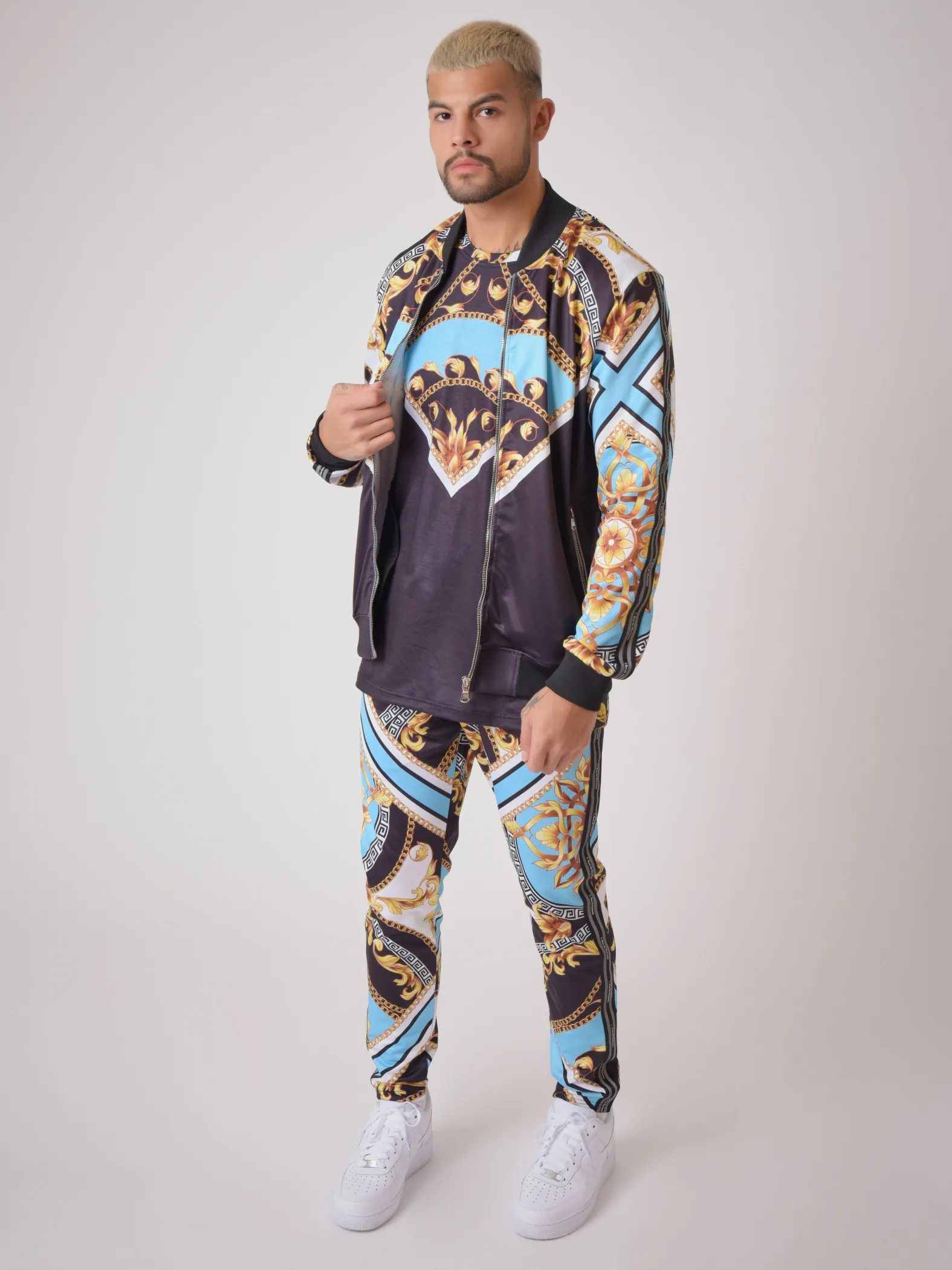 Chaqueta con cuello bomber 