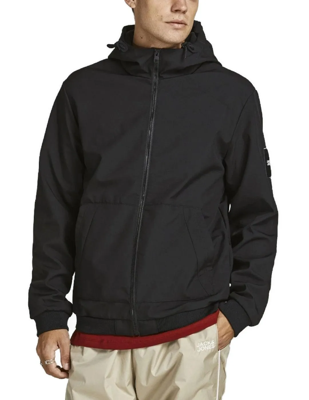 Chaqueta Jack&Jones Classic negra con capucha para hombre
