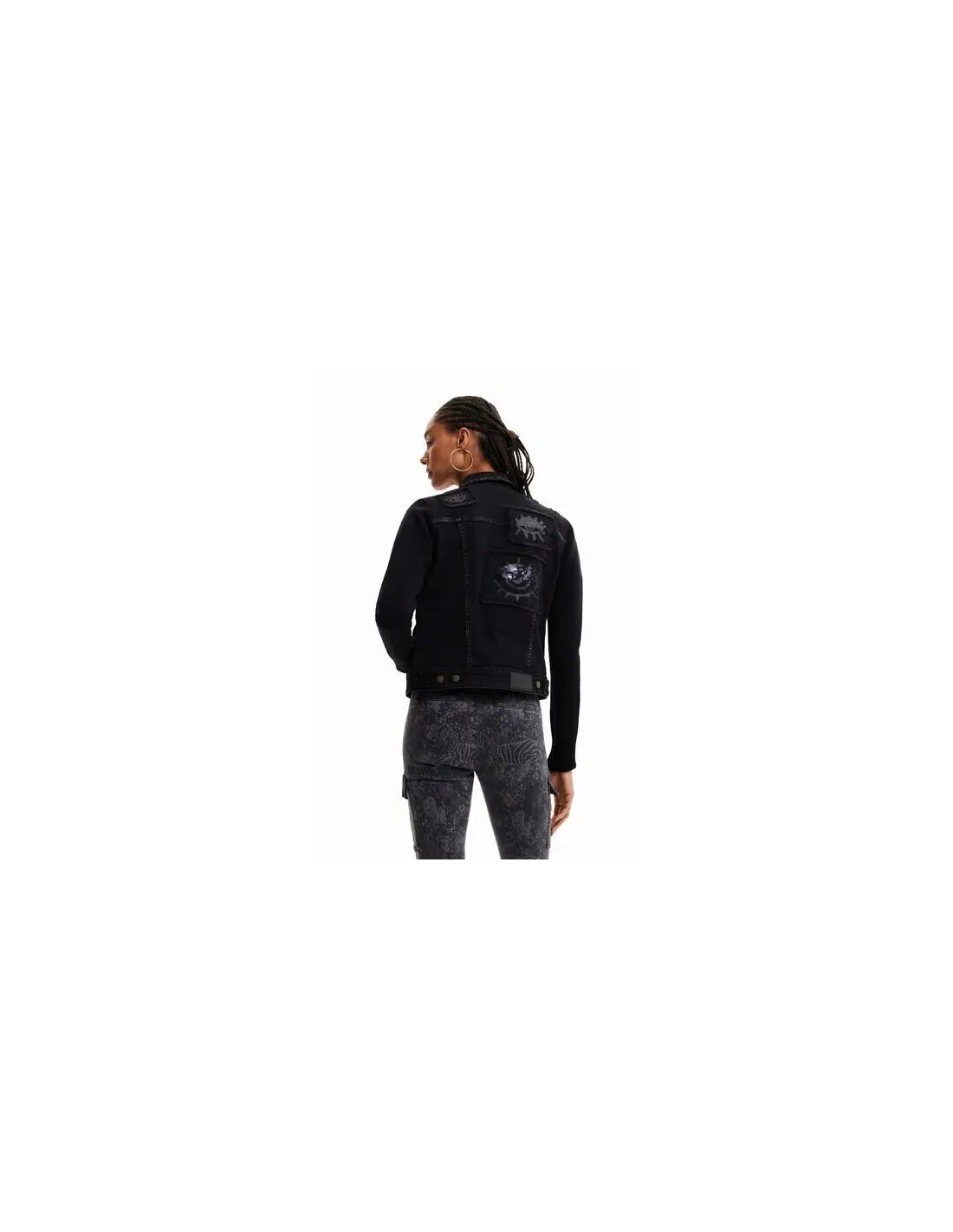 Chaqueta vaquera con parches de Desigual