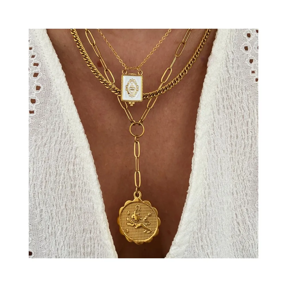 Collar Sagrado Corazón Blanco Oro
