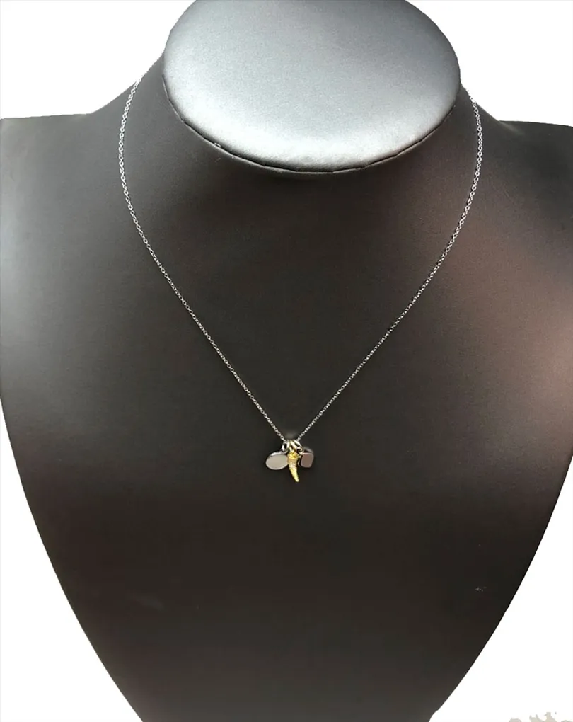 COLLARES DE PLATA CON COLMILLO Y OTROS DIJES MUY DE MODA Y TENDENCIA BISUTERIA FINA ONLINE Y MADRID