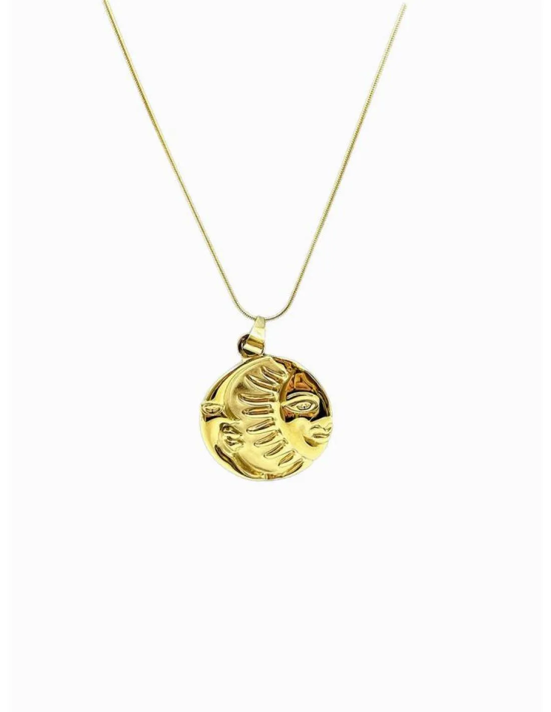 COLLARES DORADOS LARGOS CON SOL Y LUNA PARA REALZAR TU LOOK