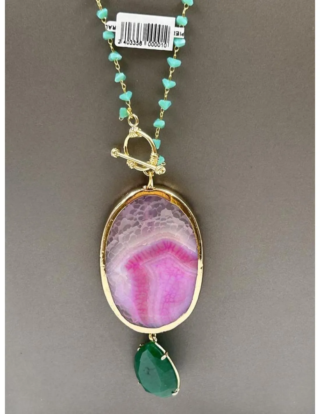 COLLARES LARGOS VERDES PIEDRA FUCSIA Y ESMERALDA