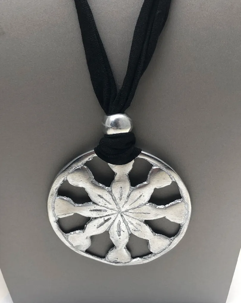 COLLARES MUJER LARGOS CON COLGANTE PLATA