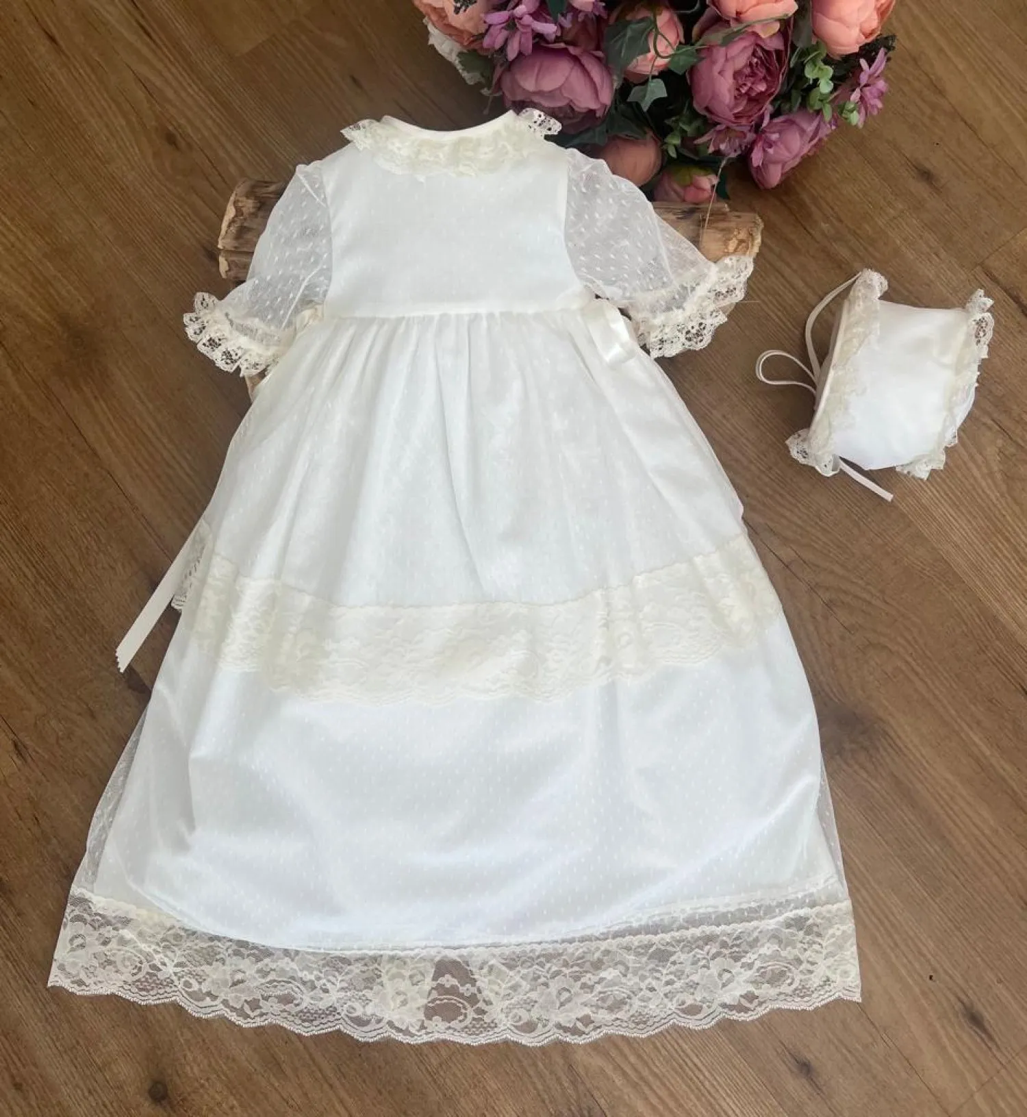 Conjunto para Bautizo Faldón con manga Francesa y capota. Unisex