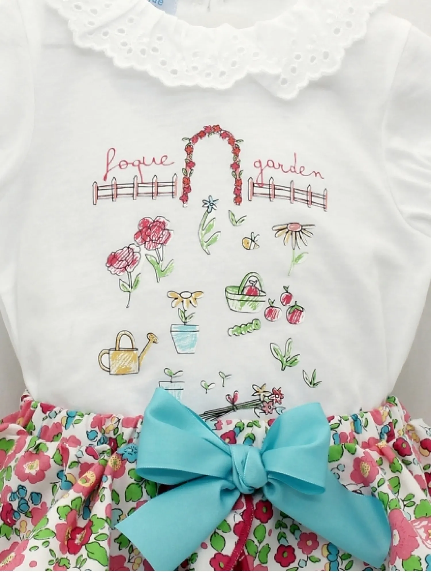 Conjunto para niña de foque Modelo Jardín