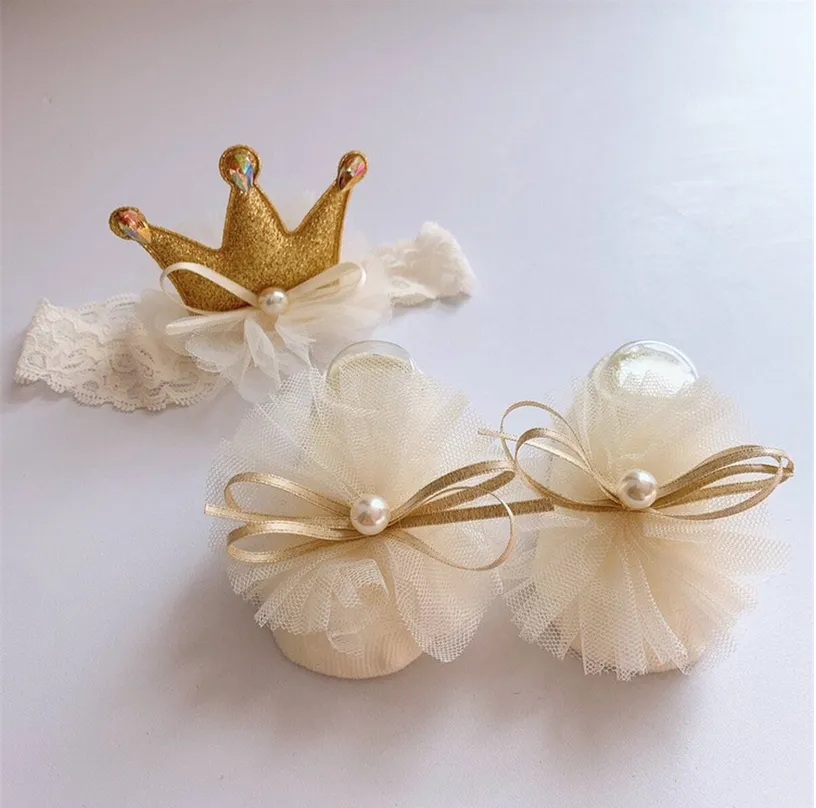 Conjunto Real para Bebé Calcetines y Diadema con Corona