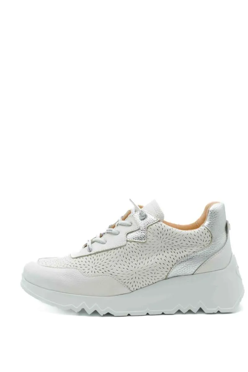 Deportiva de Wonders de color hielo
