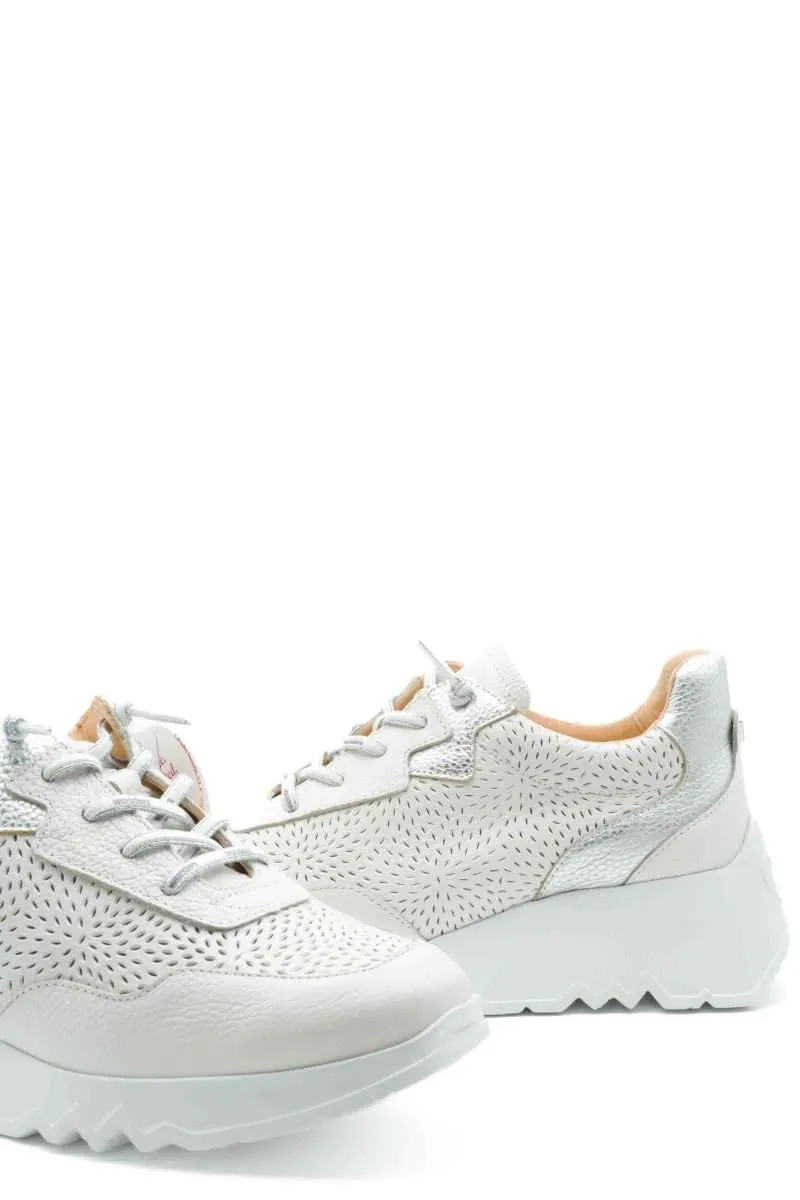Deportiva de Wonders de color hielo