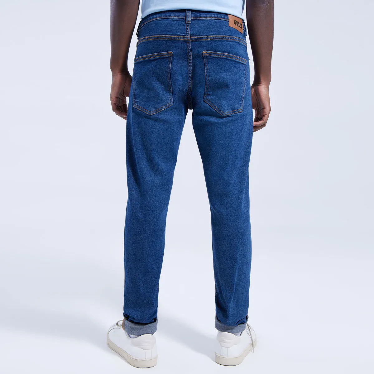 Jean Skinny Con Desgastes De Bigotes