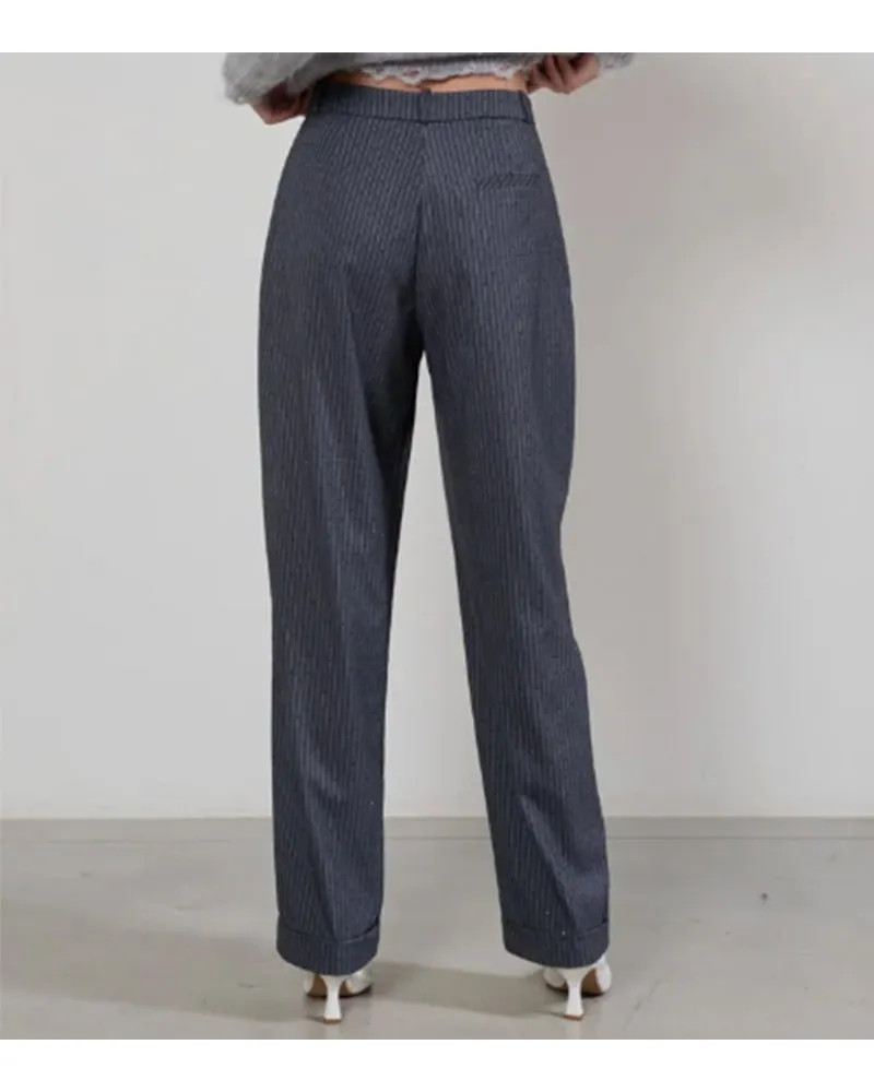 KAOS CO024  PANTALÓN PELO DE POLI VISCOSA CON RAYAS DE PEDRERÍA  GRIS