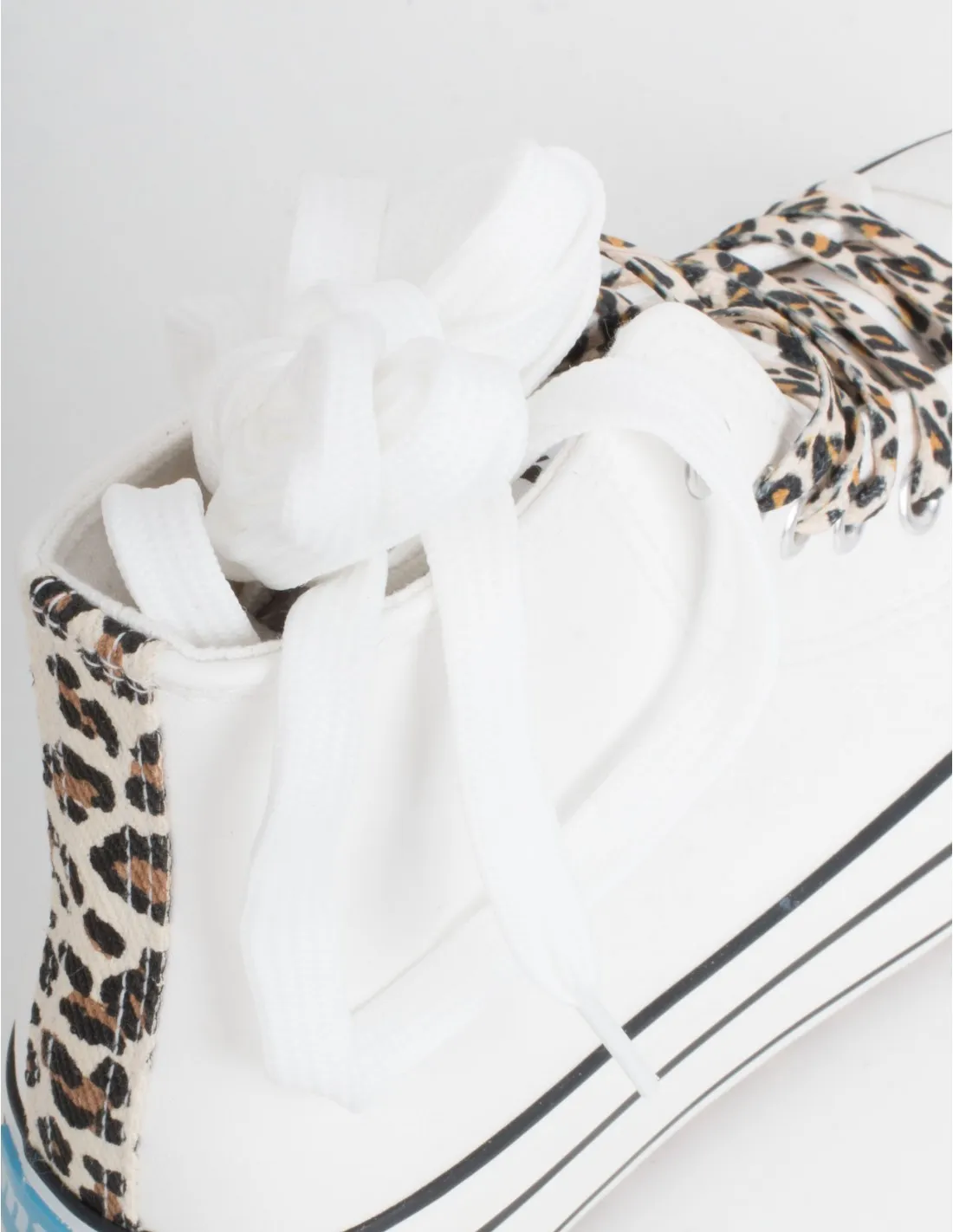 MUSTANG Zapatillas Altas Blancas Leopardo