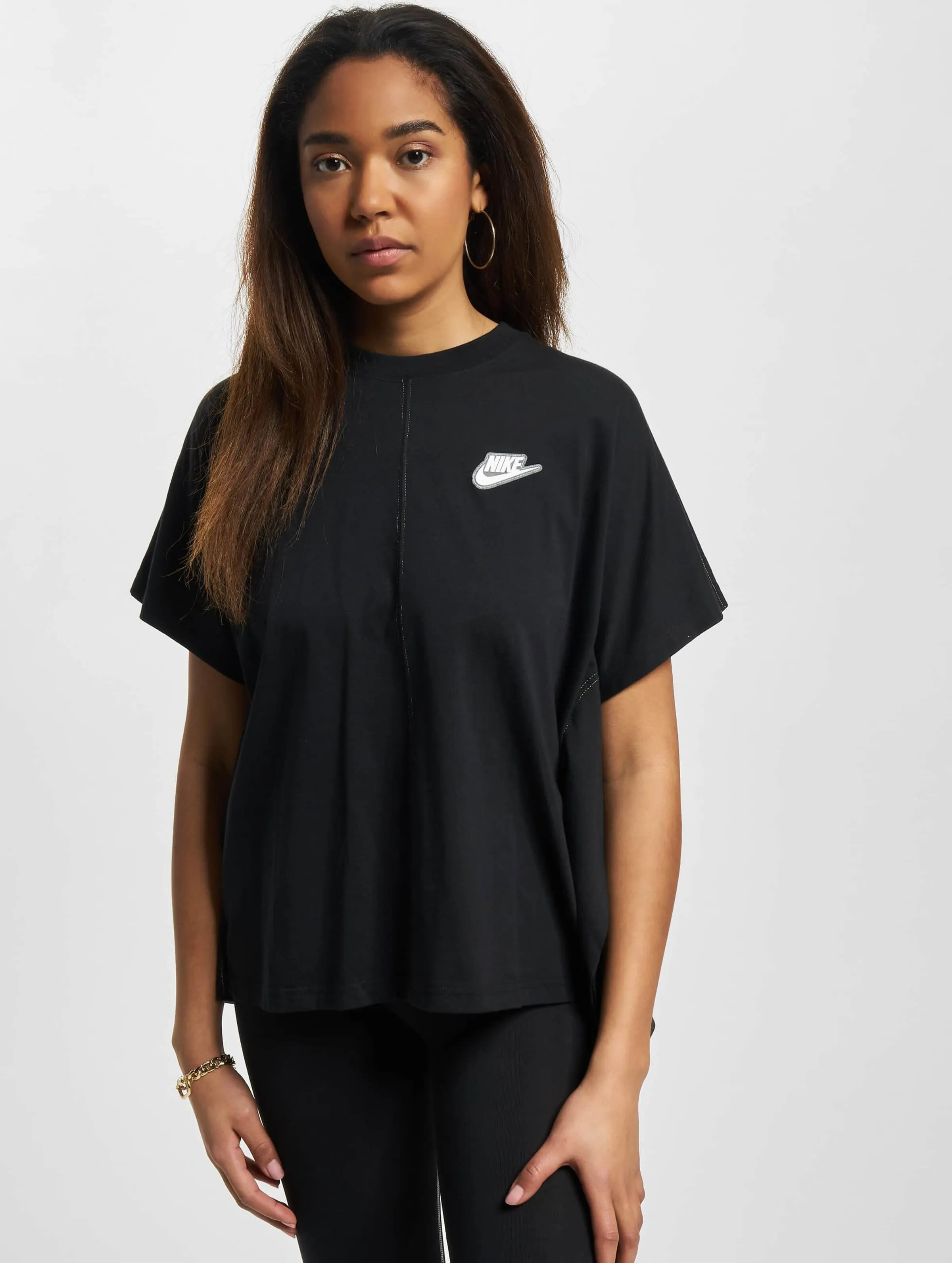 Nike W  Earth Day