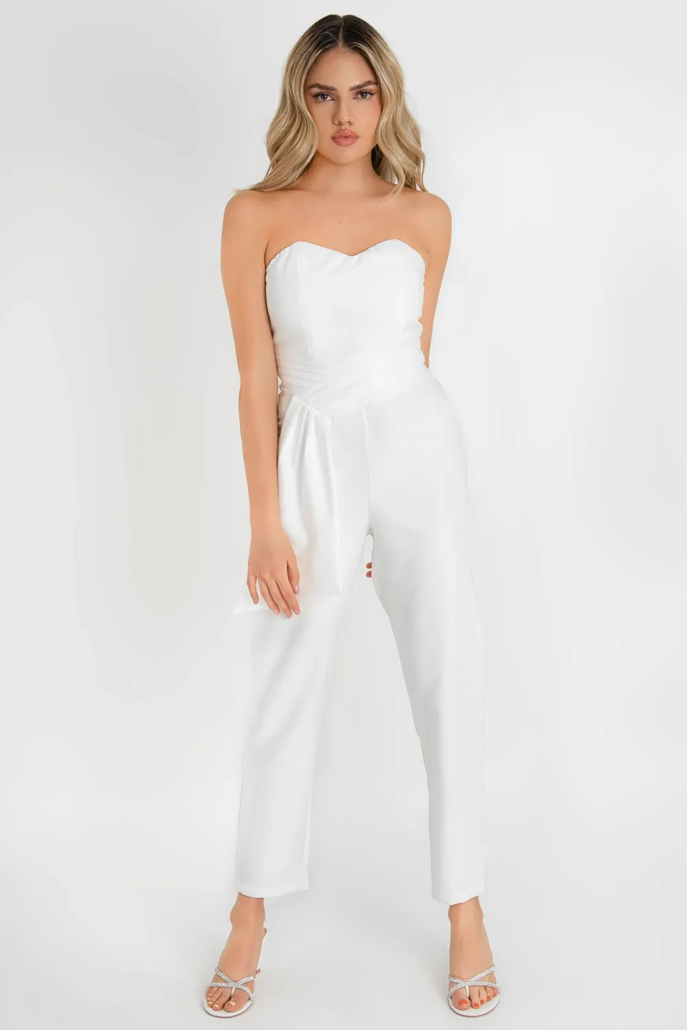 Palazzo de fit recto strapless con plisados cintura