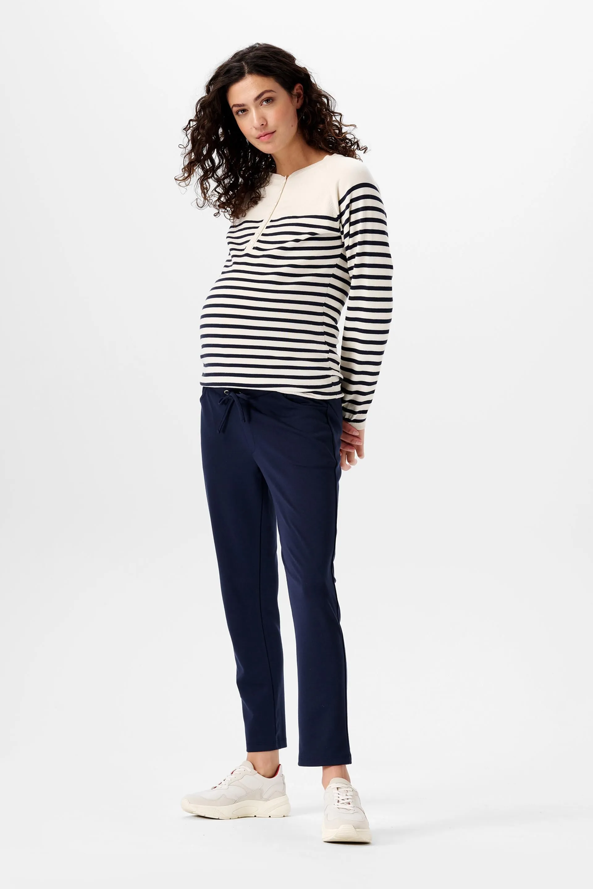 Pantalón estilo maternidad de felpa en tejido jersey