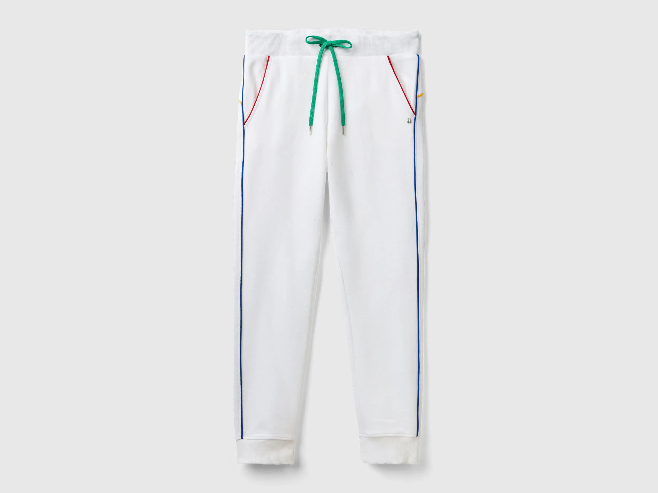 Pantalón jogger con cordón