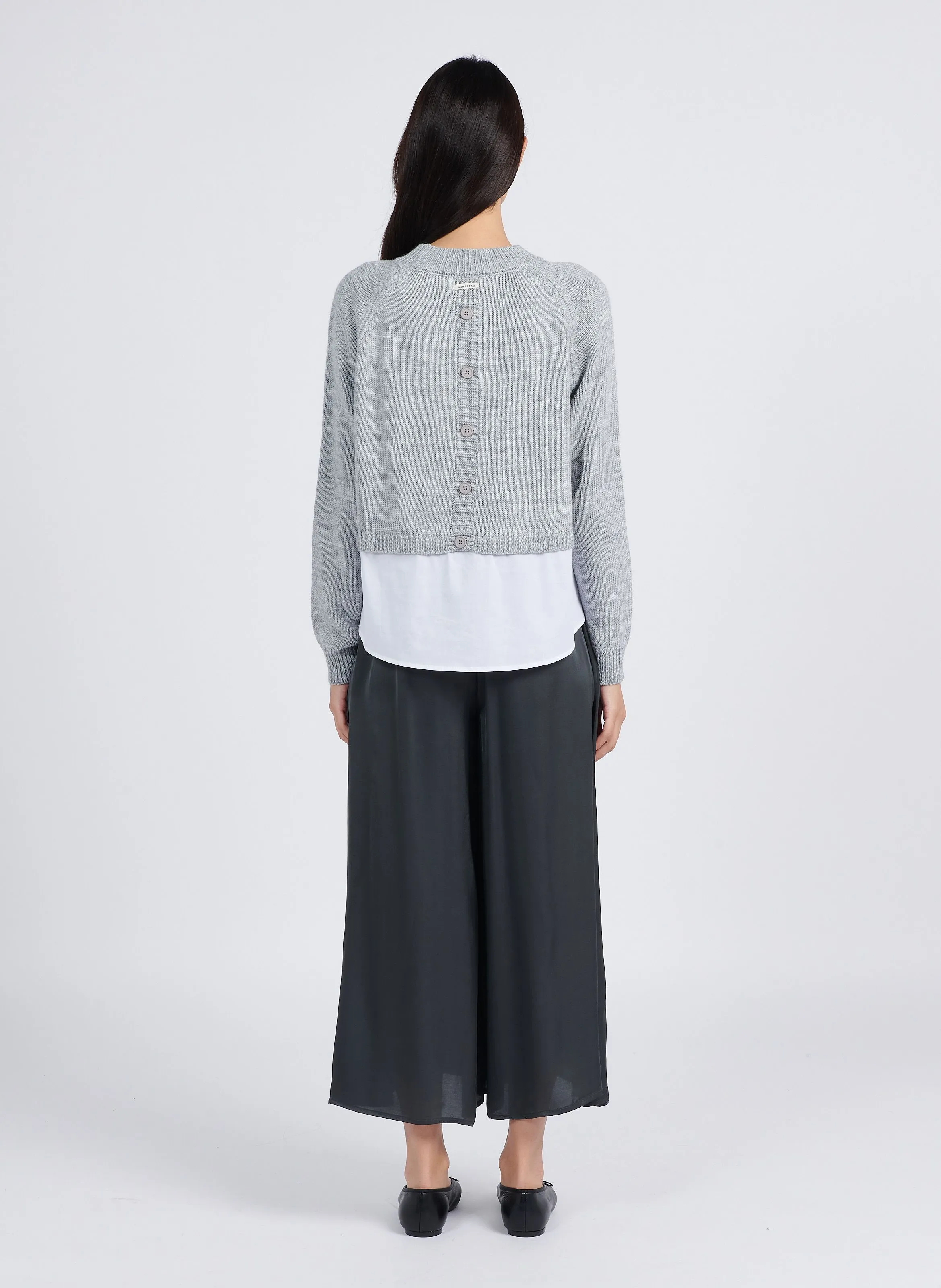 Pantalón ancho 7/8 satinado en azul