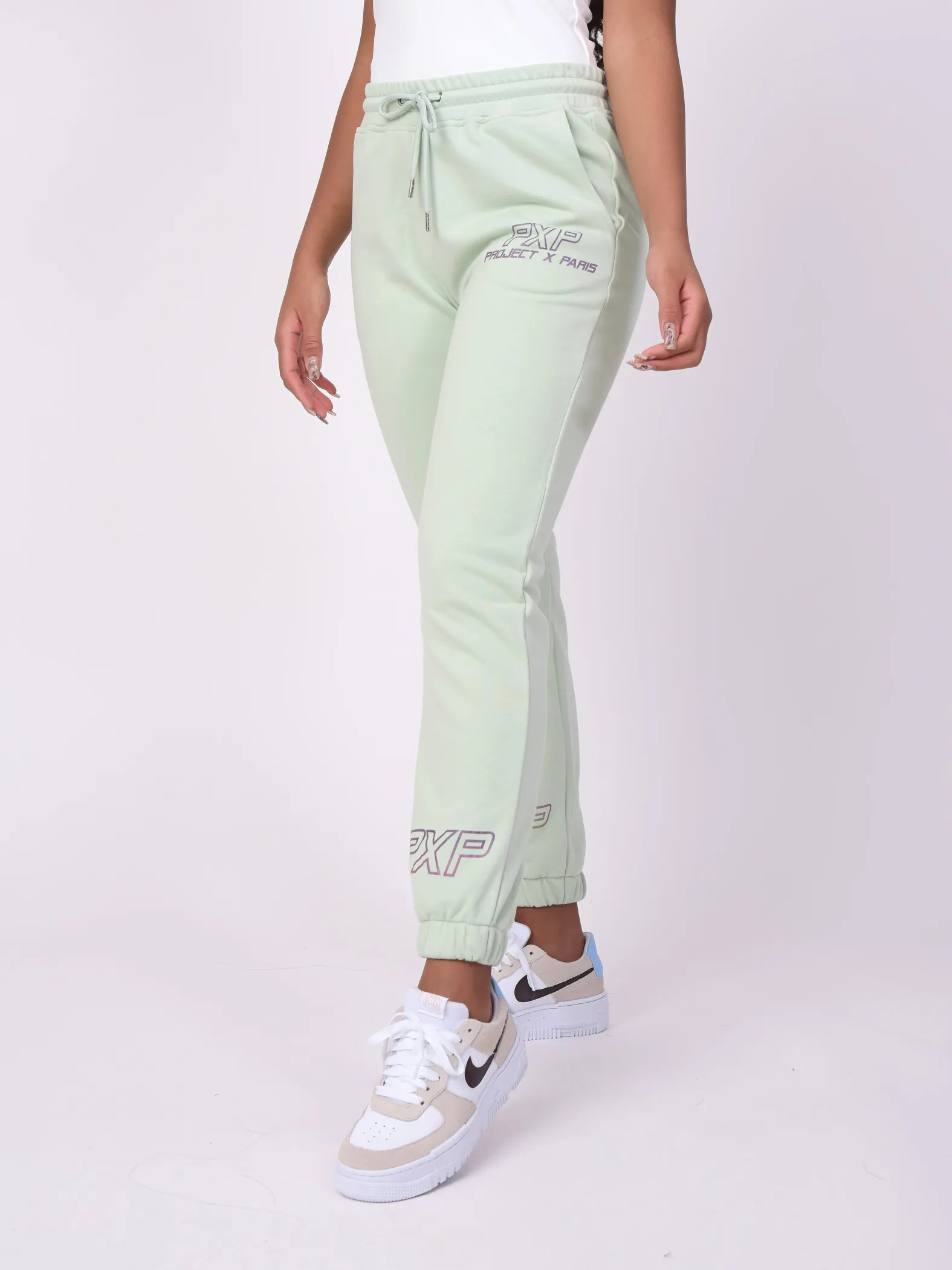 Pantalón de chándal con logotipo iridiscente