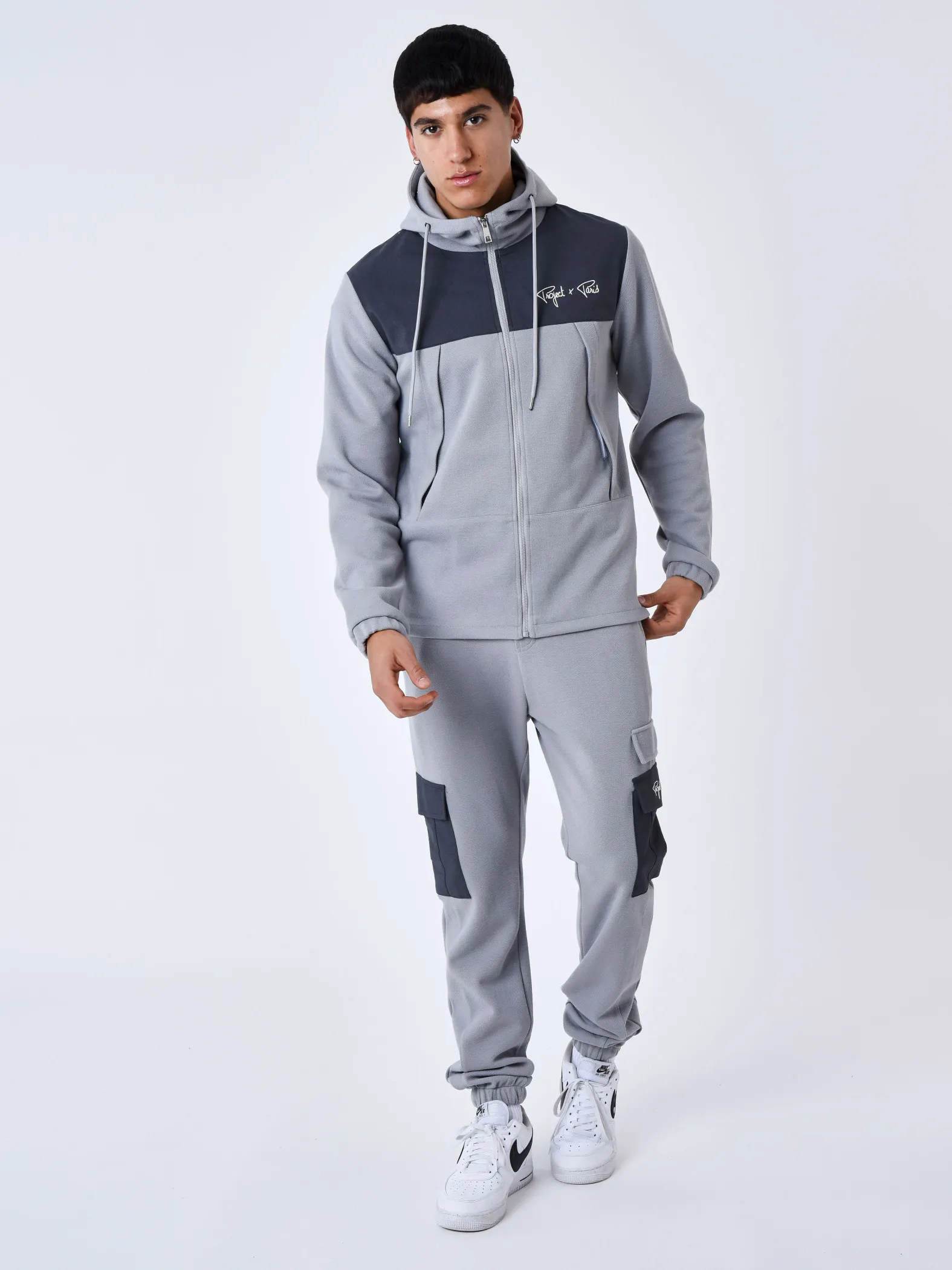 Pantalón de chándal de dos piezas con bolsillos