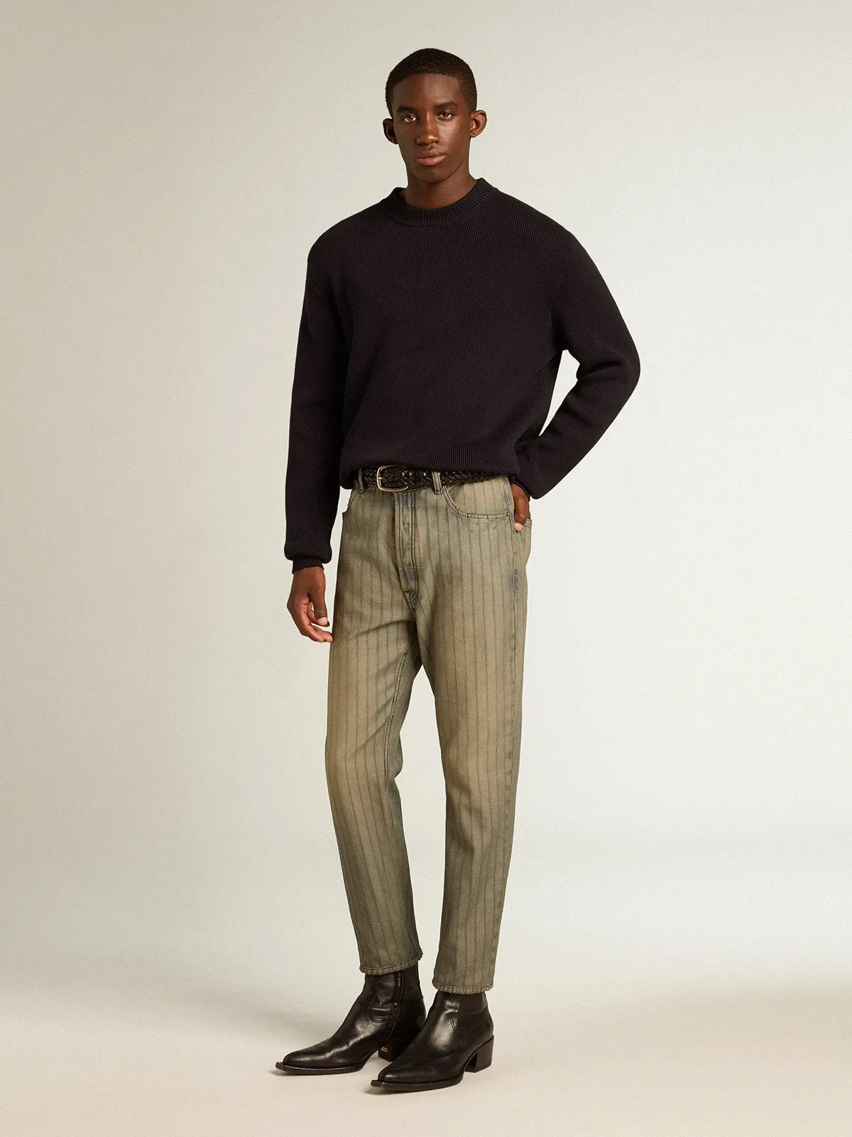 Pantalón gris de hombre en denim de rayas