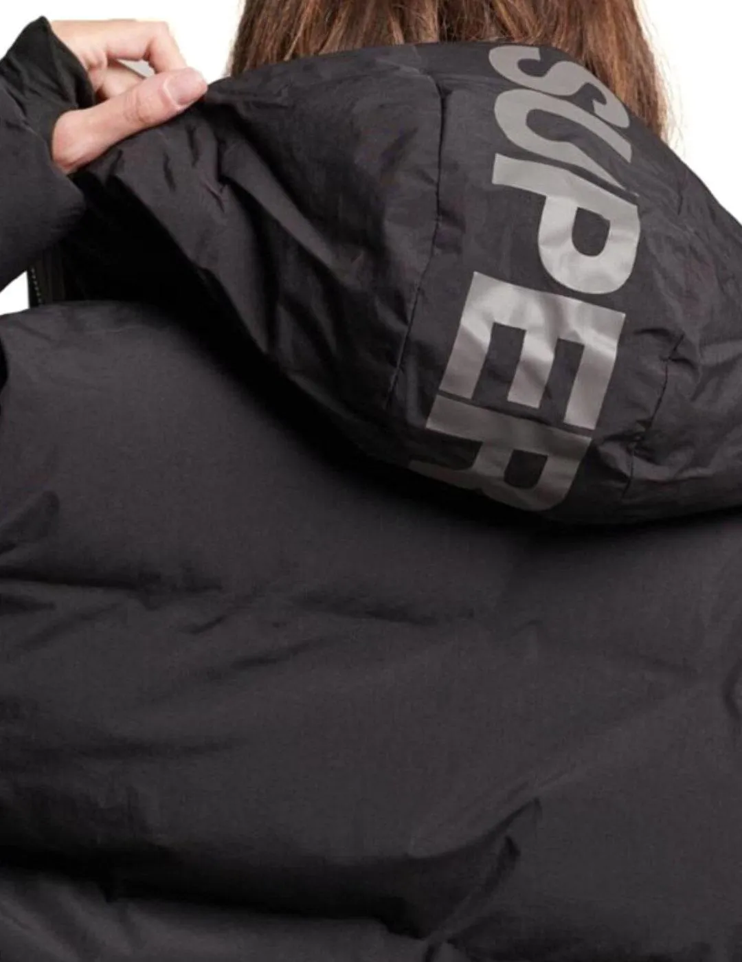 Plumas Superdry Hooded largo negro con capucha para mujer