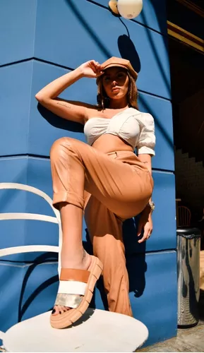 SANDALIA DE MUJER TRES TIRAS CóMODA MODA ECO CUERO ART215