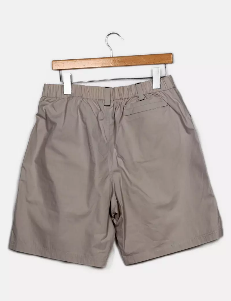 Sport wear Pantalones técnicos Cortos