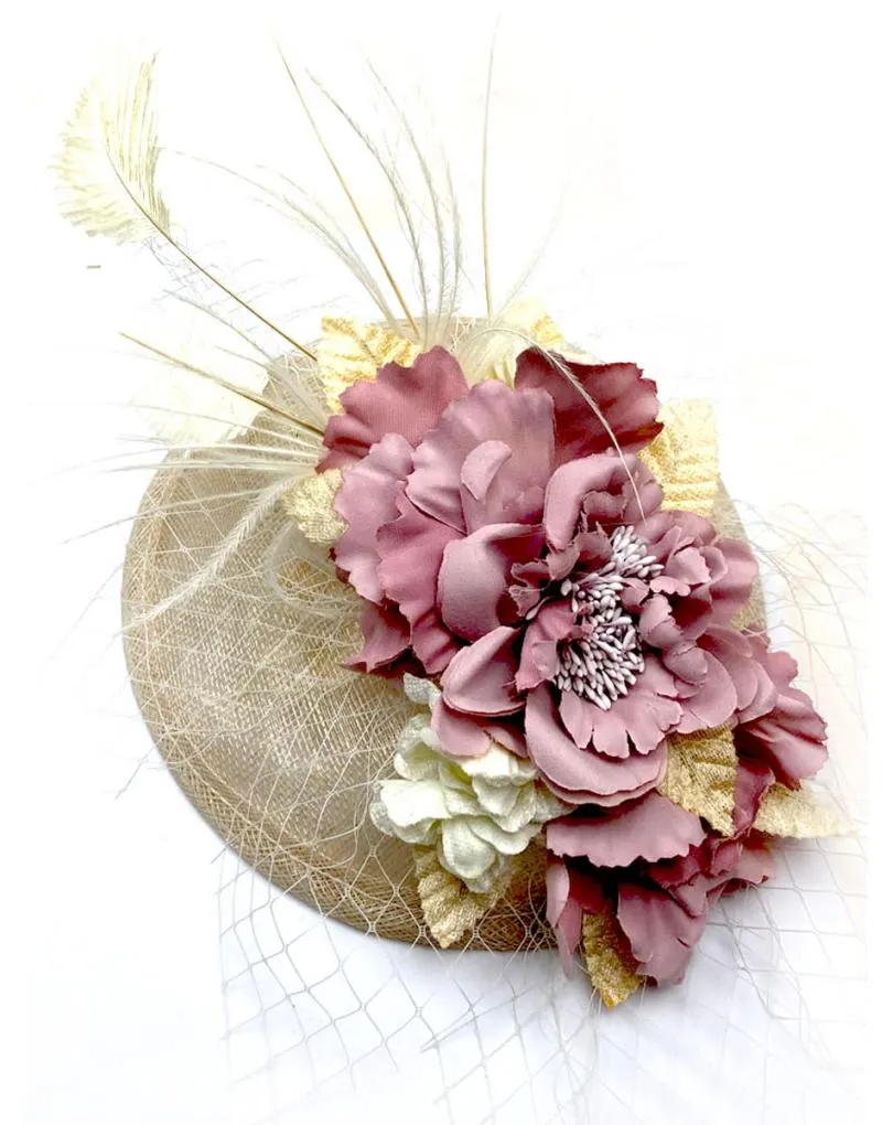 TOCADOS PARA BODAS ROSAS Y BLANCOS CON FLORES Y PLUMAS