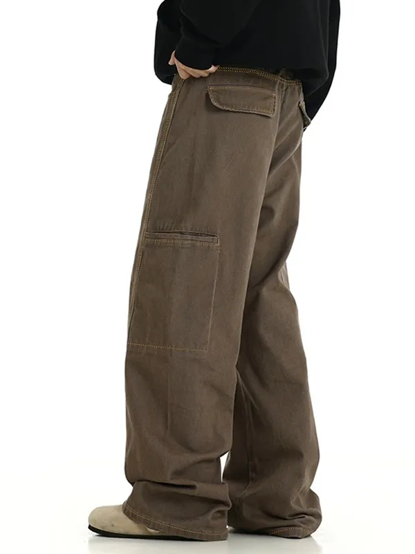 Vaqueros holgados con detalle de solapa y bolsillo grande para hombre