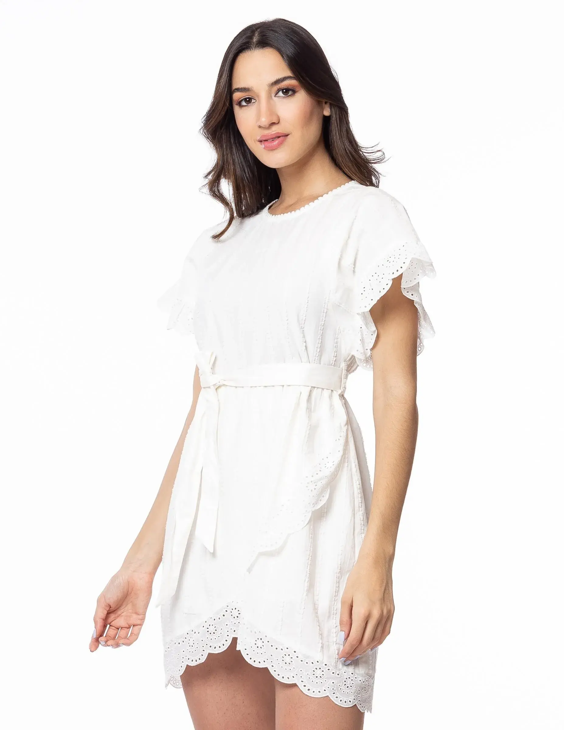 Vestido corto cruzado con encaje