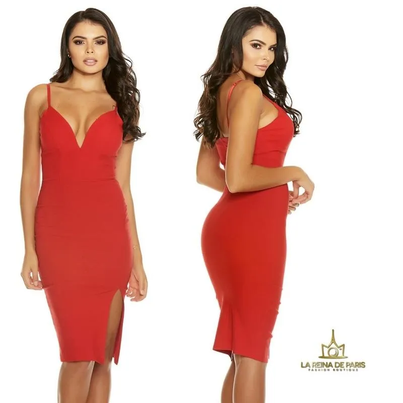Vestido rojo con abertura sexy