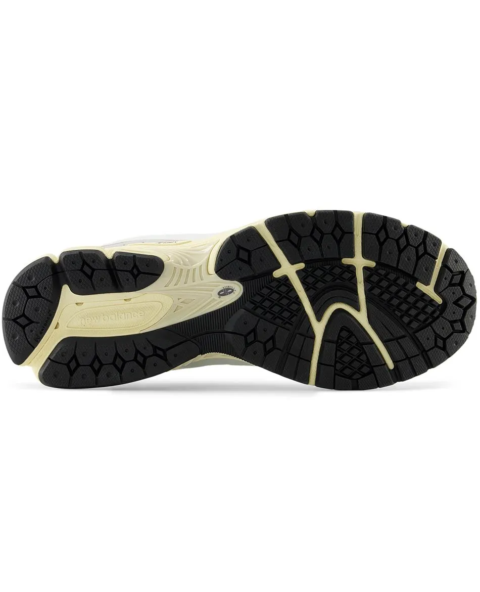 ZAPATILLAS NEW BALANCE 2002R LEATHER