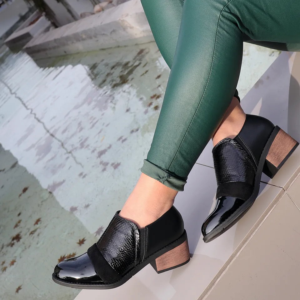 Zapato Mujer Moda Negro Campero 03