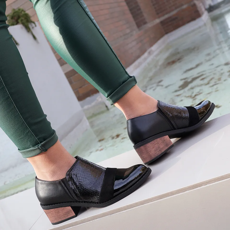 Zapato Mujer Moda Negro Campero 03